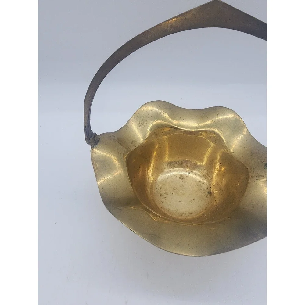 Vintage Brass Scalloped Decorative Basket with Handle Made in India 5 Inch